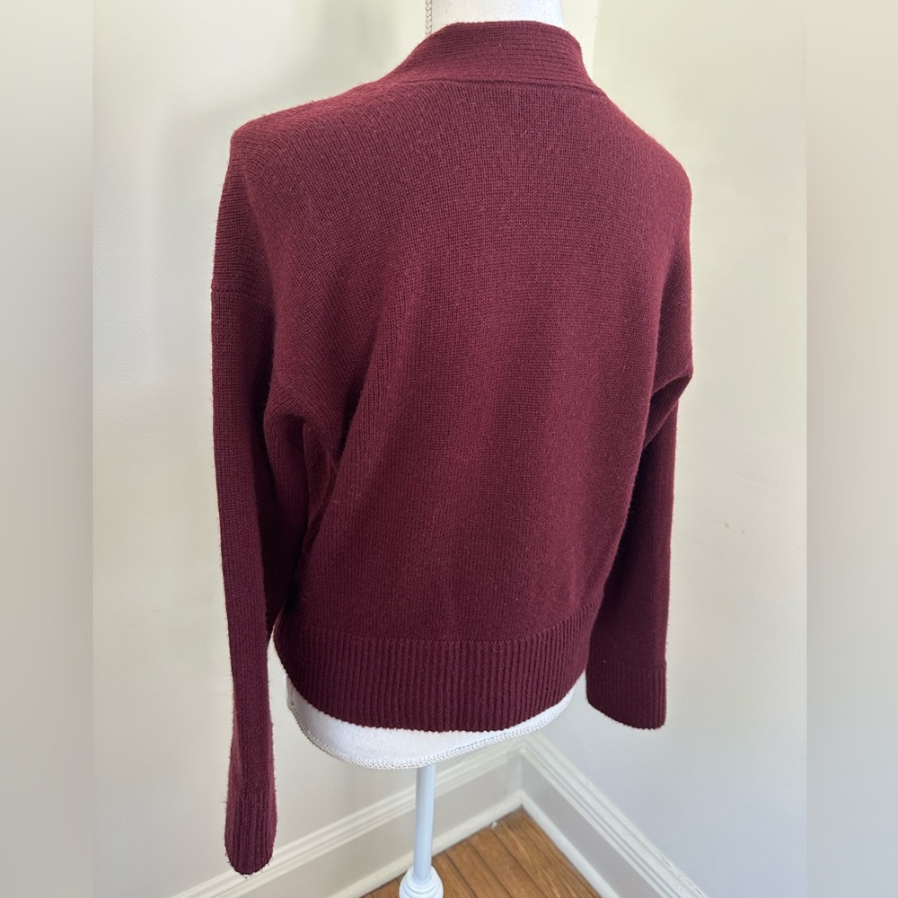 Vince Cashmere Burgundy Cardigan Sweater Medium - Picture 4 of 7